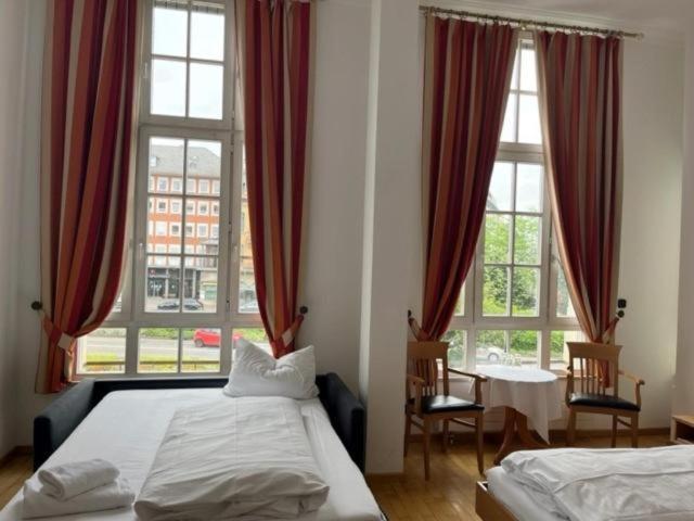 Hotel Porta Nigra Victus *